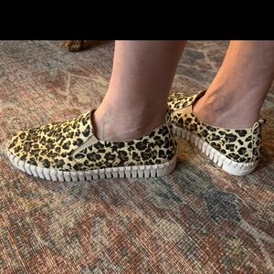 Ilse Jacobsen Leopard Slip-On sneakers - nearly new!